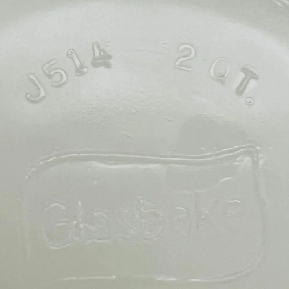 GLASBAKE White Milk Glass Green Daisy Floral Round Casserole Baking Dish 2 Qt